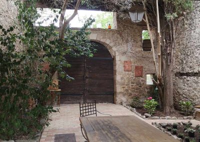 Patio de la Bastide des Fontaines